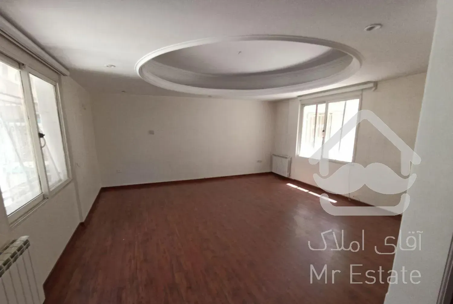 ۱۲۸ متر / سه خواب/ ونک/ خدامی