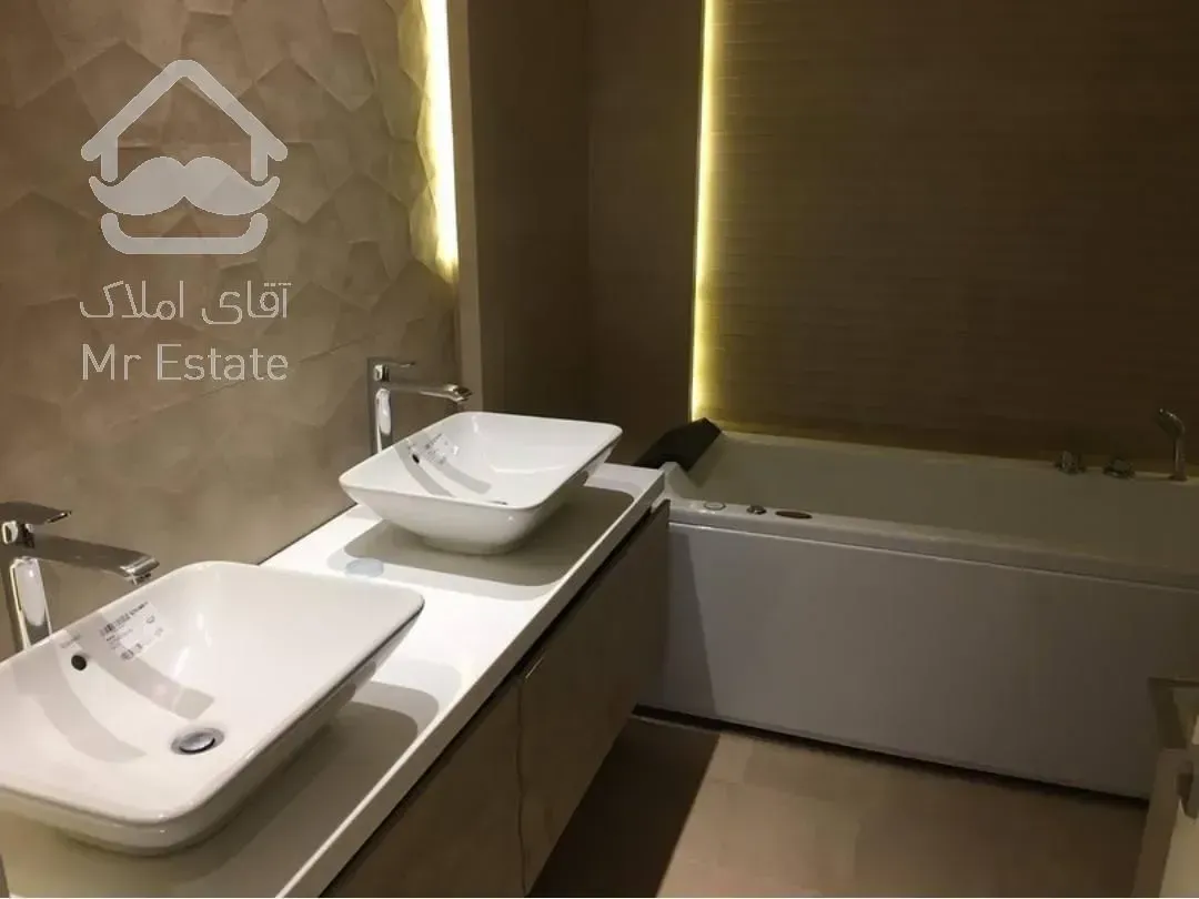 خرید آپارتمان 245 متری سنبل فرمانیه