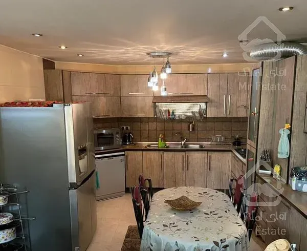 فروش آپارتمان ۴ خواب ۲۲۰ متری قصردشت