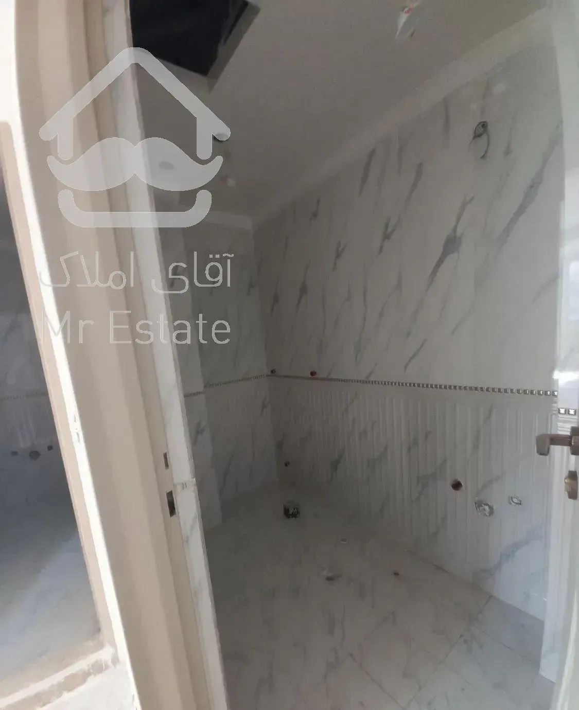 ۱۳۵ متر تک واحدی دو پارکینگ