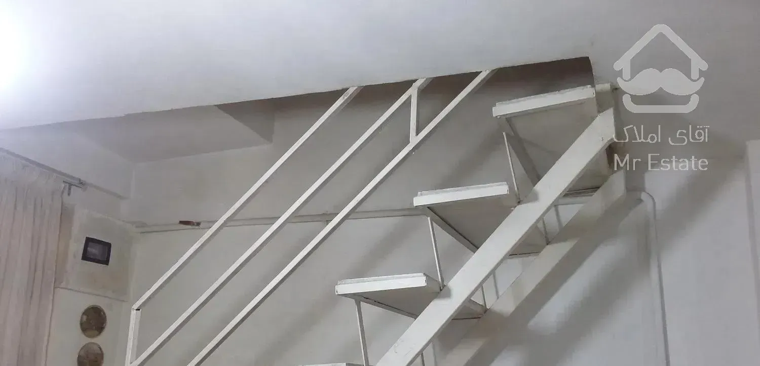 فروش منزل مسکونی دوطبقه 80 متر.انتهای همت غرب