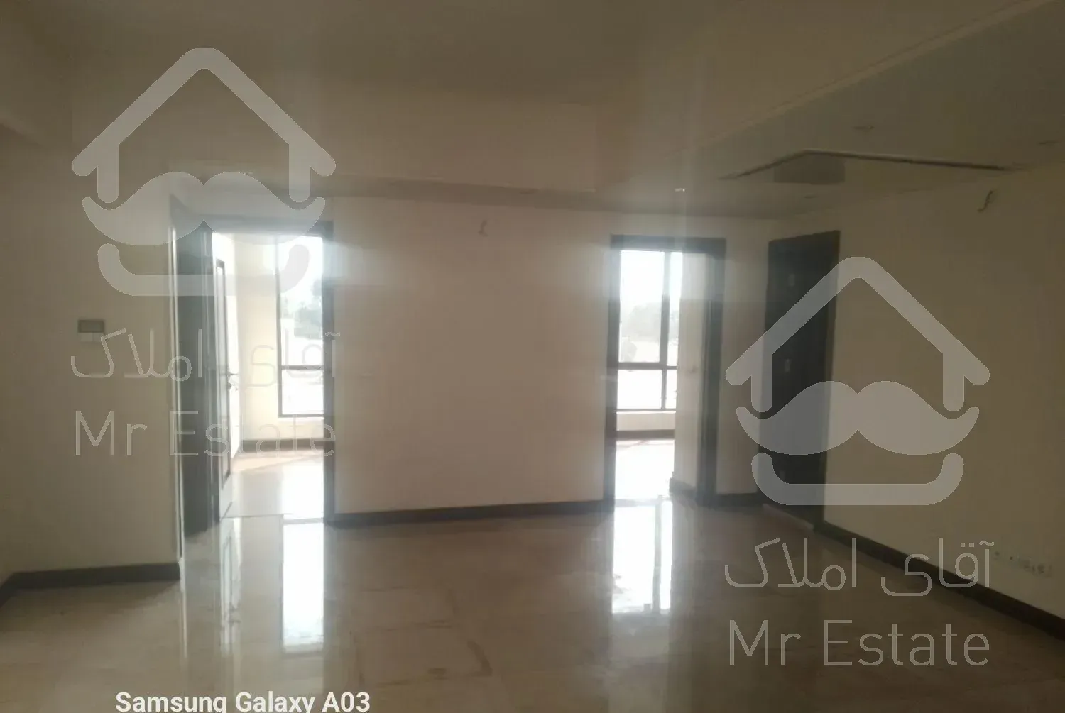 ونک ۱۵۶متر ۳خواب امکانات کامل