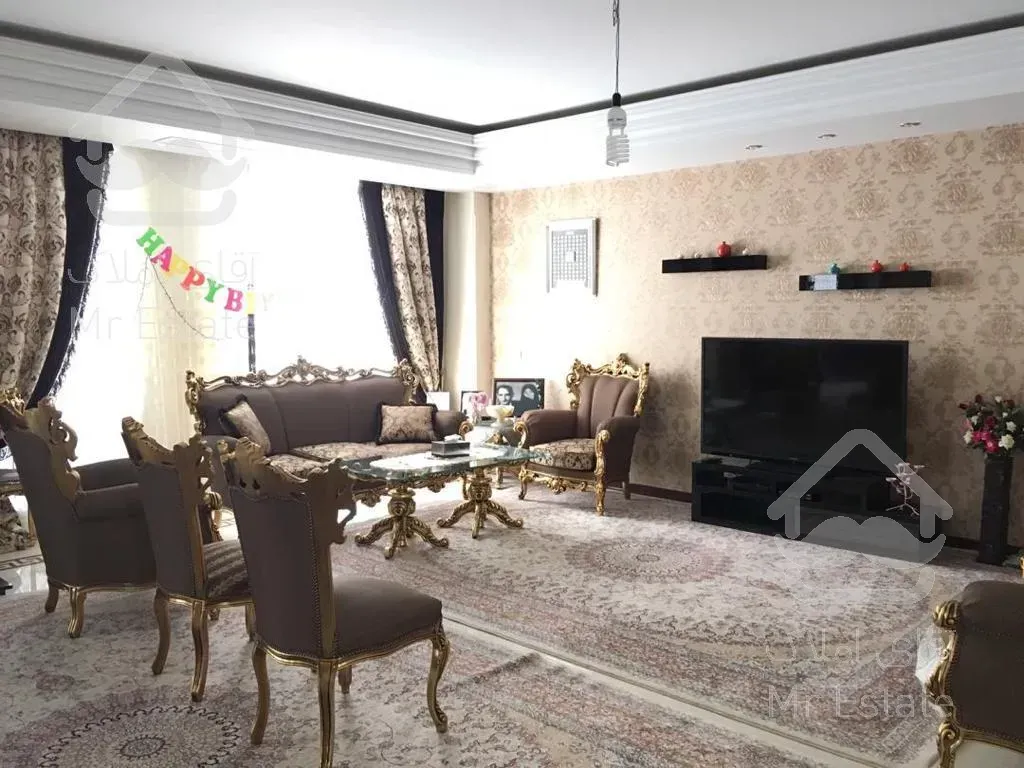 نیاوران ۲۰۰متر سه خوابه