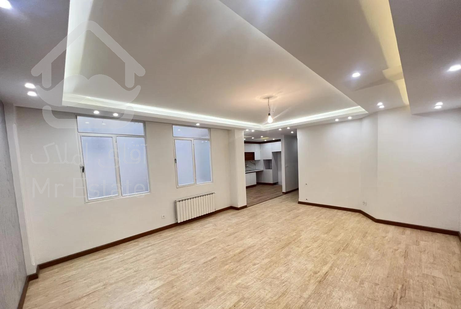 آپارتمان ۹۰متری ۲خواب فول بازسازی طوقانی