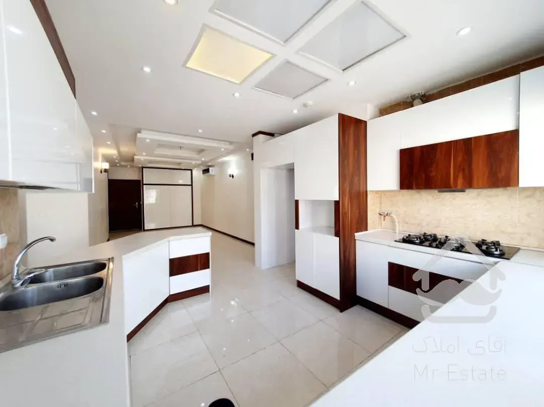 ۹۵متر، فول، دریاچه