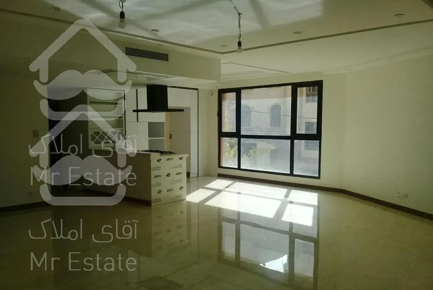 اپارتمان ۱۳۵ متری فروش