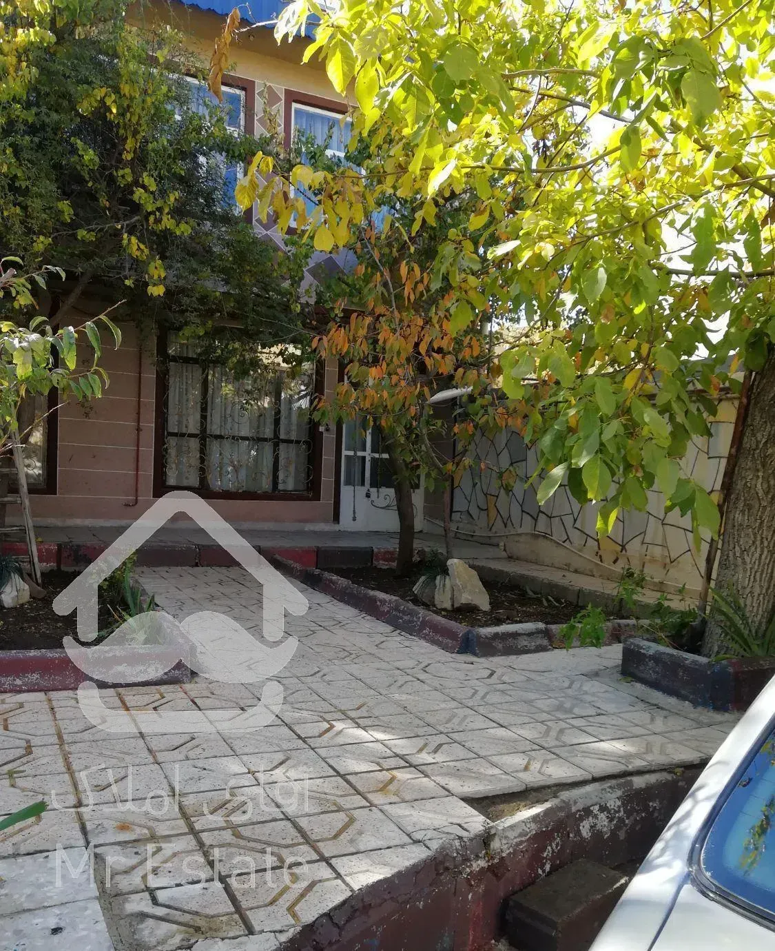 طبقه همکف دوخوابه مبله