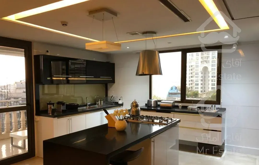 آپارتمان ۲۴۰ متری/آجودانیه/ویو ابدی