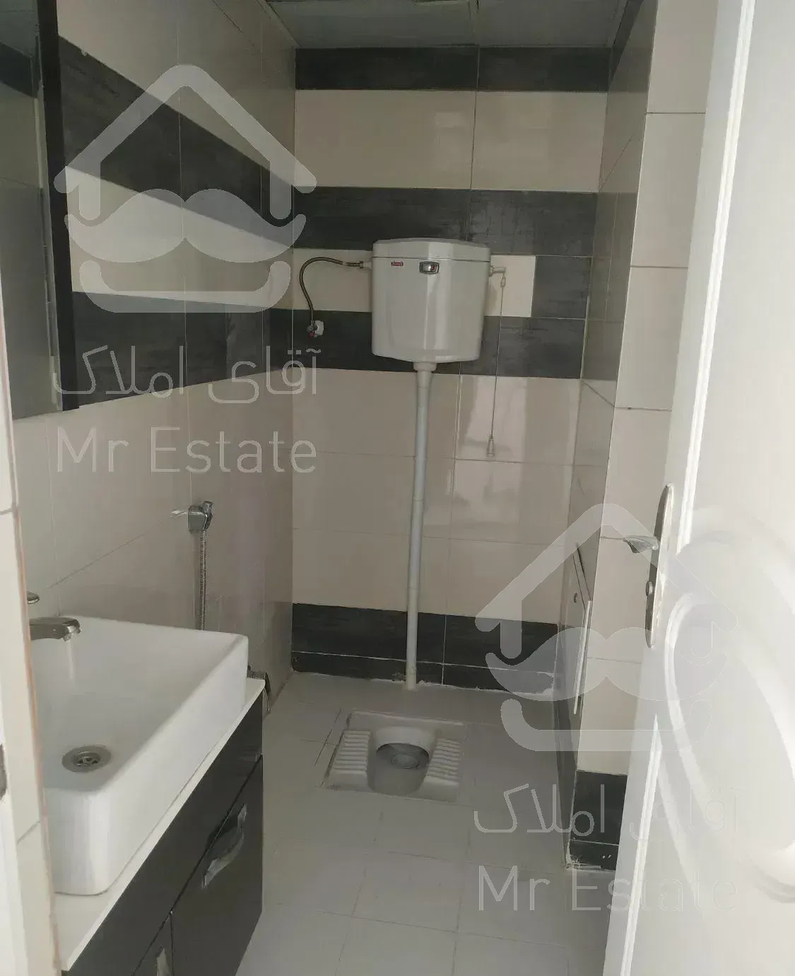 اپارتمان ۱۳۰ متری دو خواب توانیر