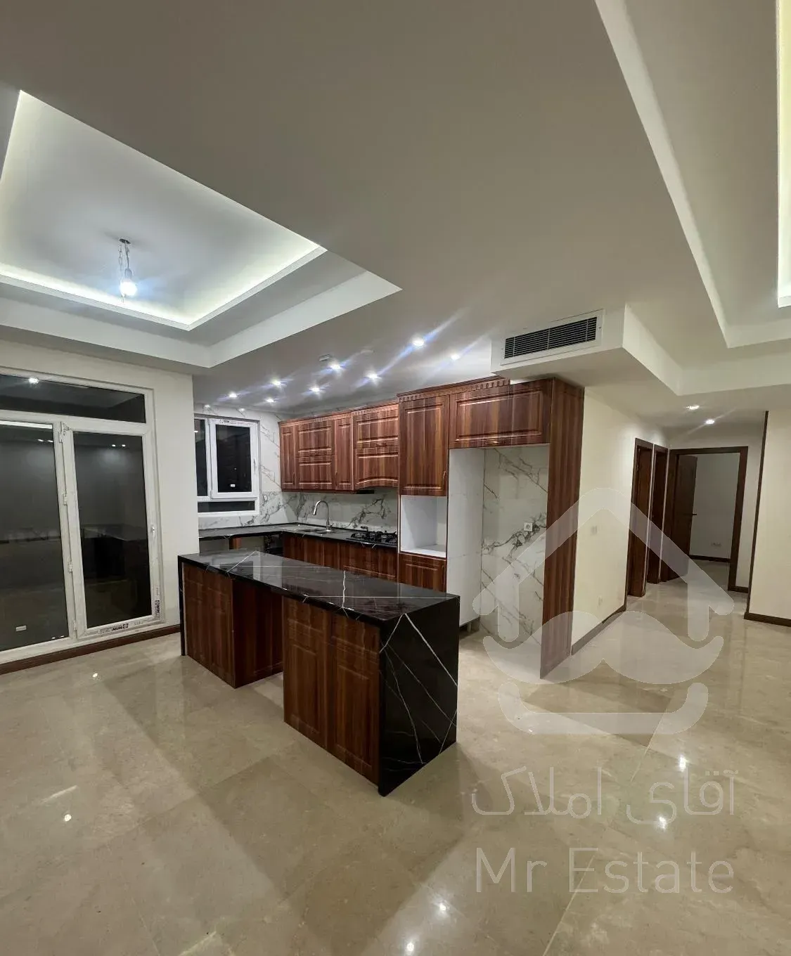 ۱۳۰متر/۳خواب/کلید نخورده در امیرآباد شمالی