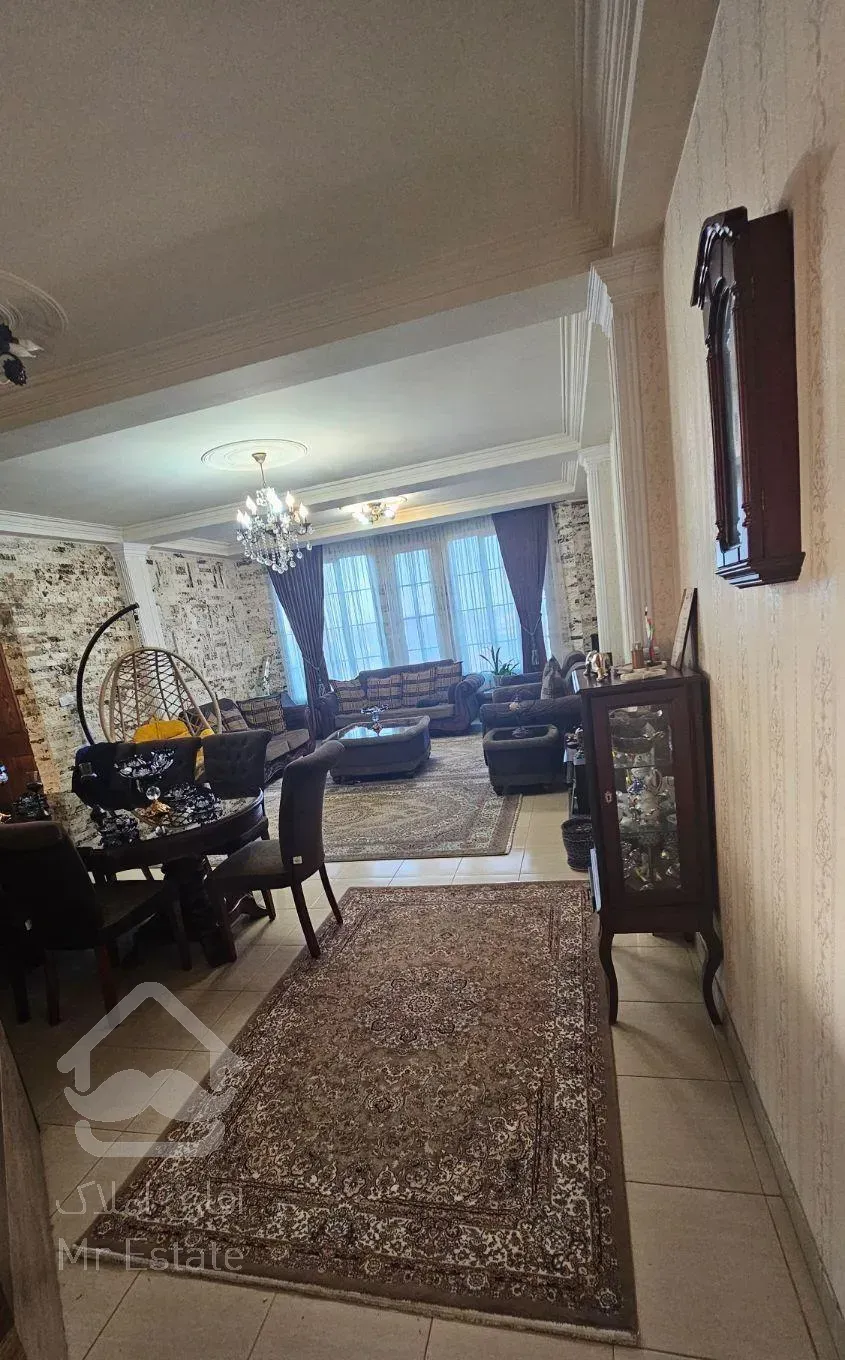 یه واحد ۱۱۰ متری مرکز شهر خیابان حکیم نظامی شرقی