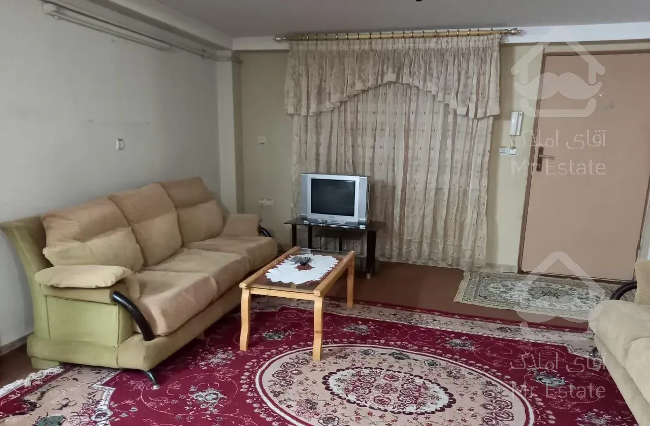 خانه بزرگ در بالا شهر آمل و مخصوص مسافران عید