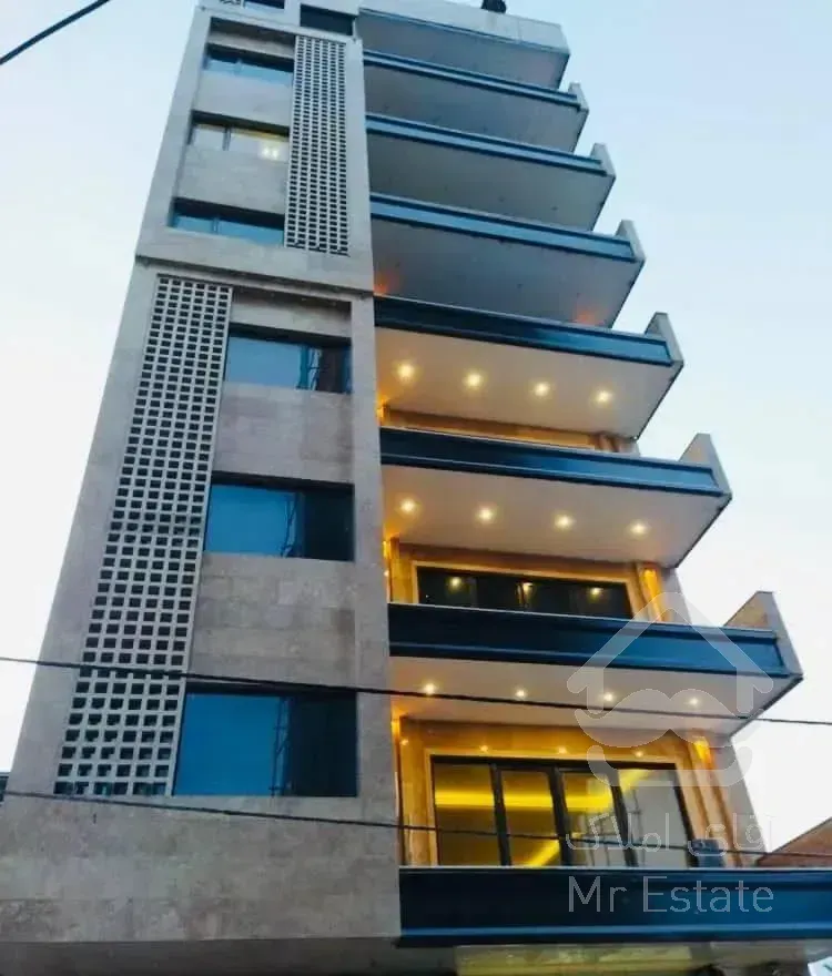 آپارتمان/187 متری/استخر دار/مدرن