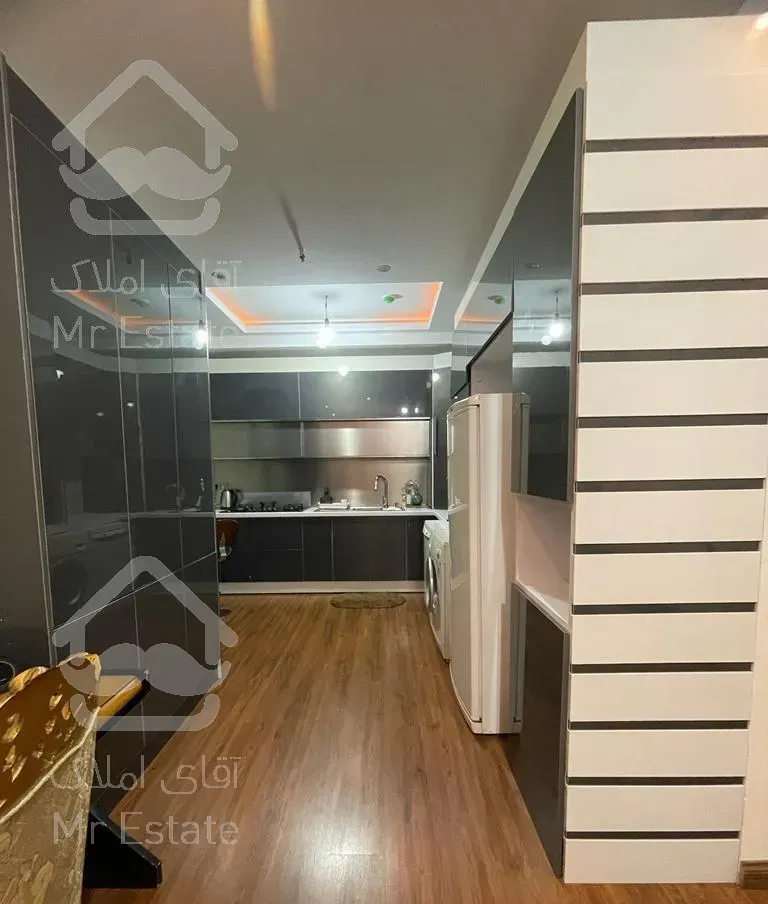 آپارتمان۱۰۲متر،فول امکانات،۲سال ساخت