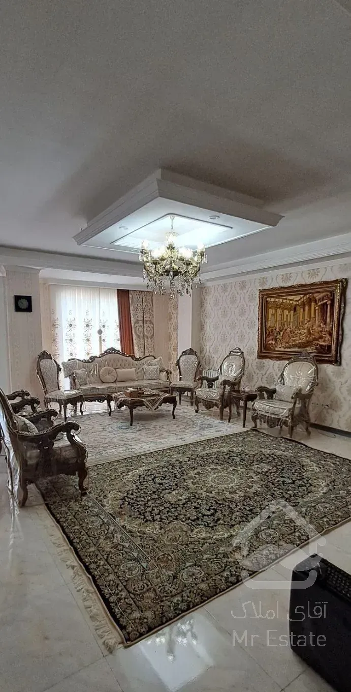 آپارتمان ۱۳۰ متری شهرک‌هوافضا