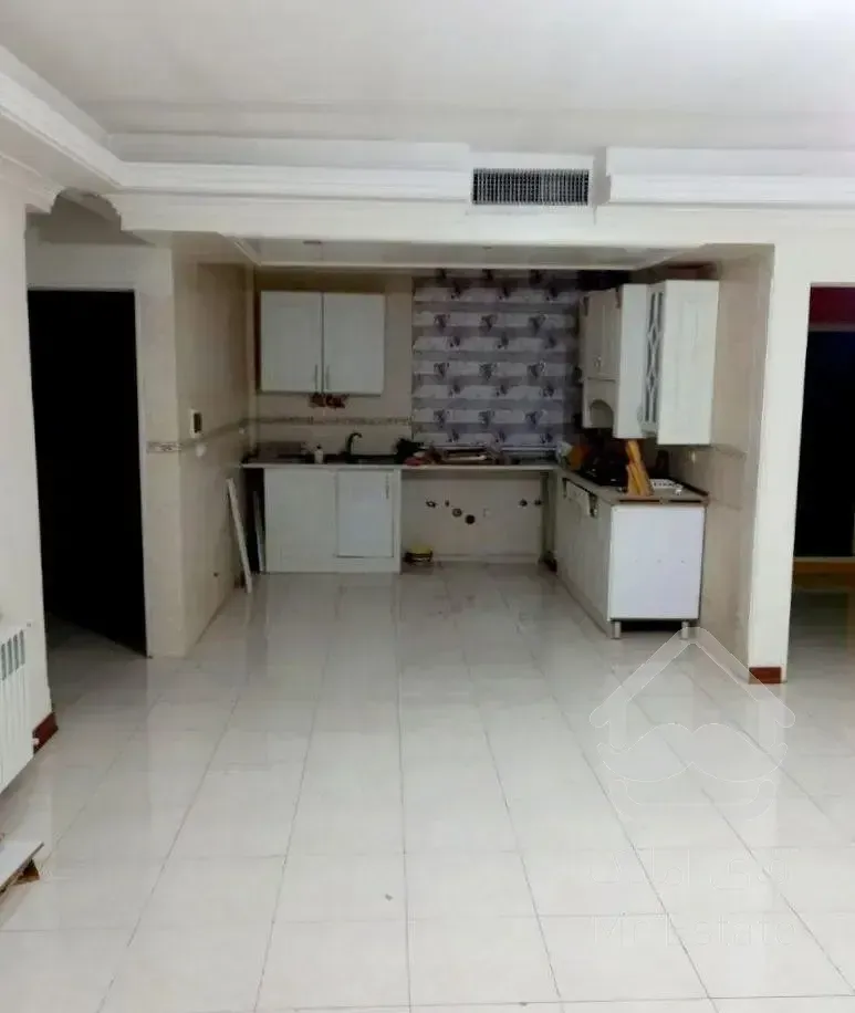 آپارتمان ۷۰ متری، خوش نقشه نورگیر، زیر قیمت منطقه