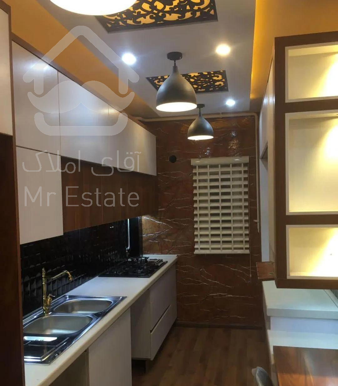 آپارتمان87متری فاز11پردیس زون2 نبش بلوار