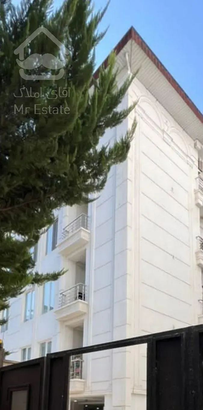 آپارتمان   ۱۱۵  متری   طبقه ۳