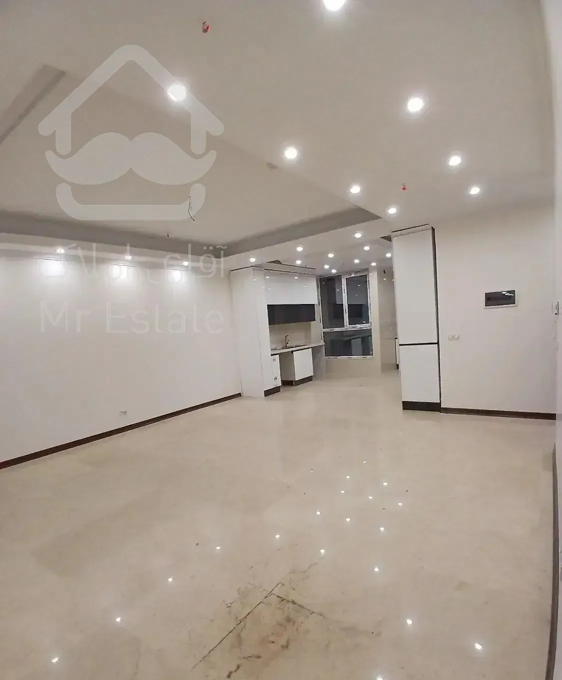 رهن آپارتمان ۱۲۰ متری / خوش نقشه / غرق نور