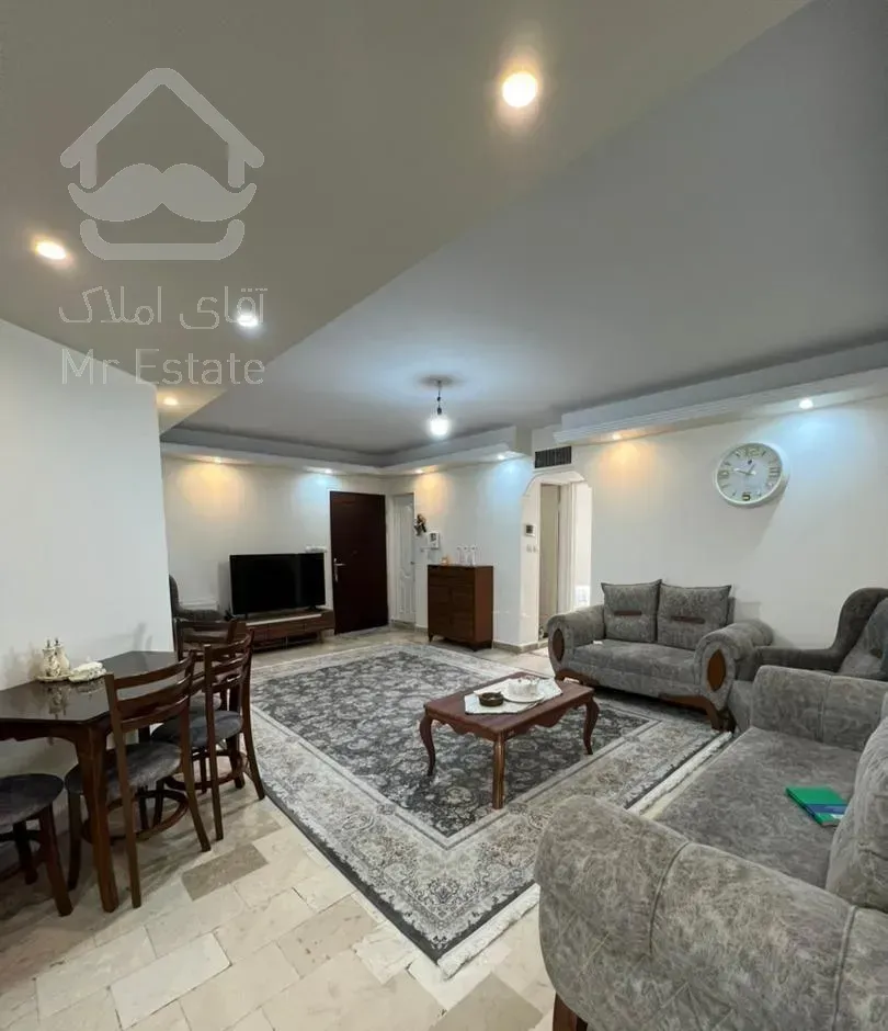 ۶۳متر۲خواب/پارکیگندارطبقه اول/۶مترپاسیو/جنب مترو