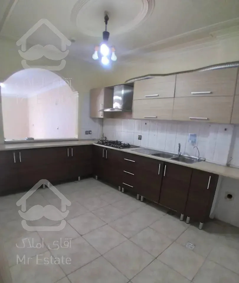 آپارتمان ۱۴۰ متری سعادت آباد