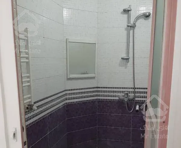 آپارتمان ۹۰متری ۲ خوابه واقع در خیابان درختی