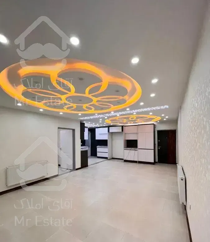 ۱۱۰متر با ۵۰متر پذیرایی(بدون قناسی)