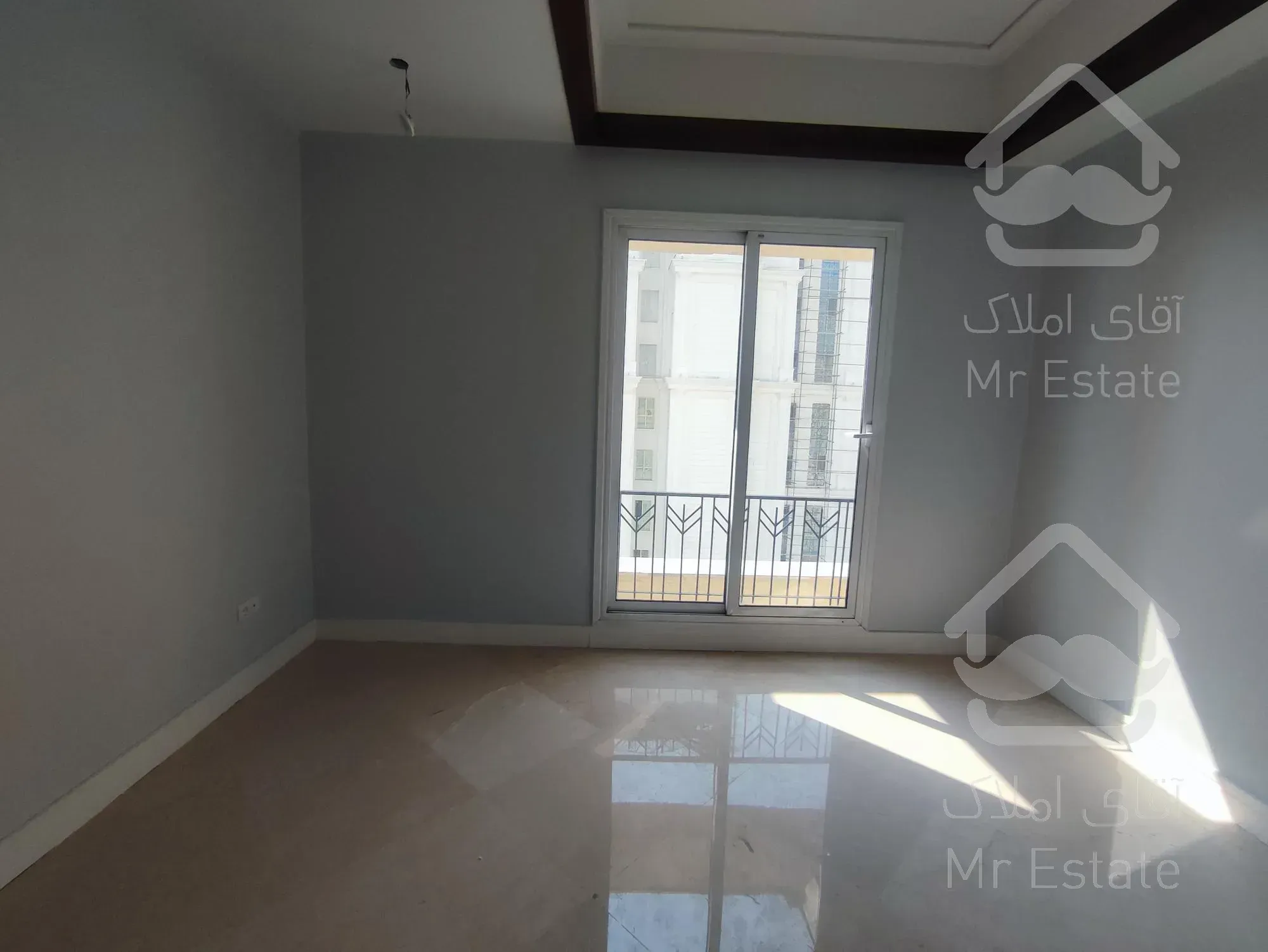 ولنجک/۲۴۰ متر با ۷۵ متر تراس بر فراز ابرها (راد)