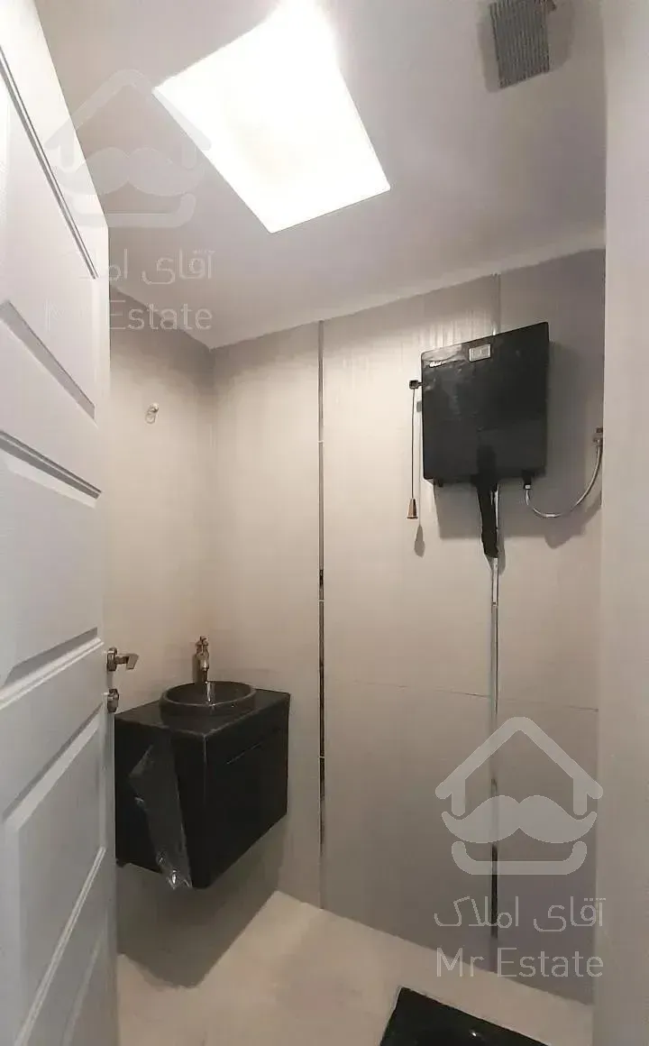 ۸۲متر دونبش فول تخلیه بازسازی کامل در حد نوساز