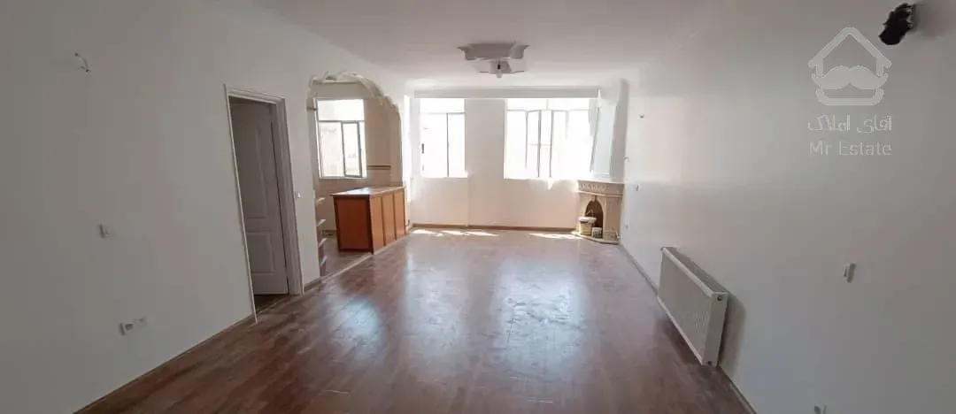 ۱۰۵متر۳خواب تک واحدباپارکینگ انباری.پلیس.اجاره دار