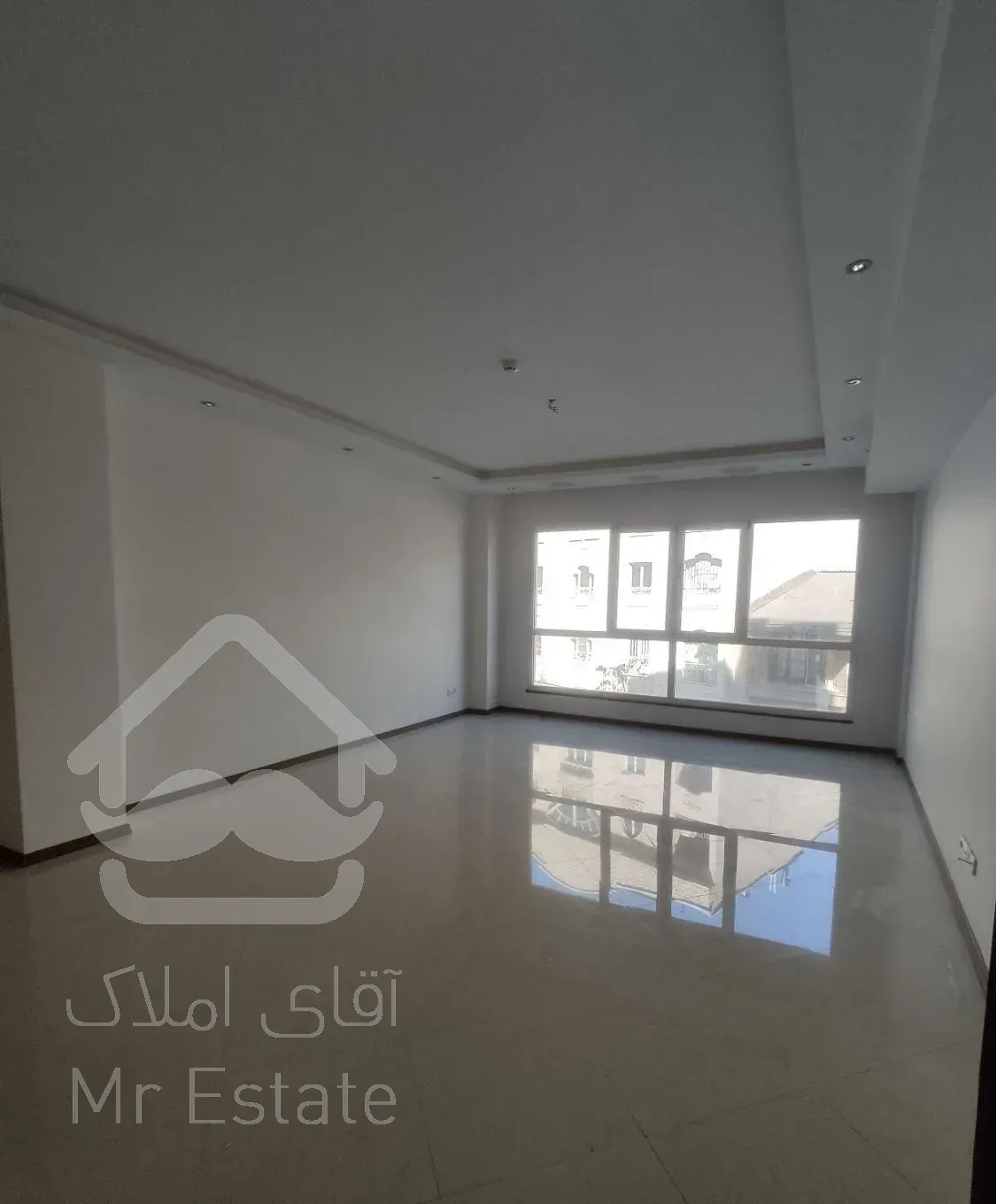 فروش آپارتمان ۱۰۰ متری / 2 خوابه / تجریش/ ویو دار