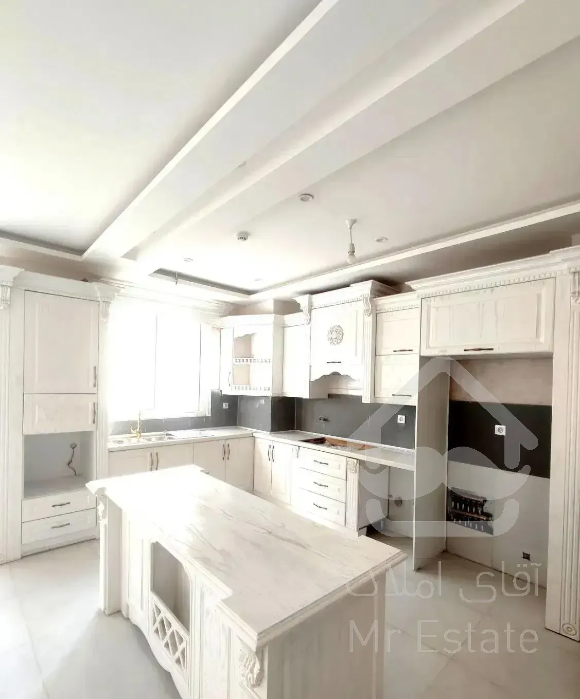 ۹۰ متر ۲ خواب ۲ نبش نوساز امام رضا فرد سند آماده