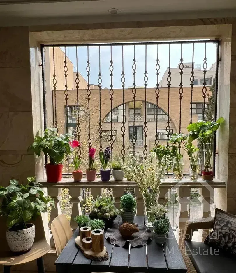 180 متر 3 خواب اندرزگو سلیمی ش/ تخلیه و نورانی