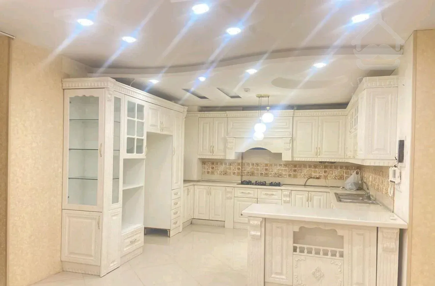 اجاره آپارتمان ۹۰ متری ۲ خوابه در امام رضا (ع)