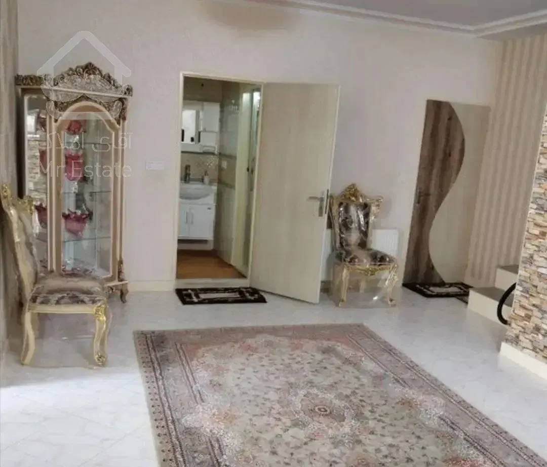 ۱۲۷ متر تکواحدی خیابان اقبالپور