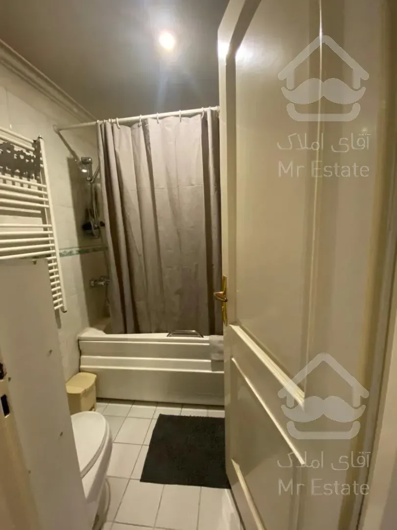 اجاره و رهن آپارتمان زعفرانیه 160  متر شیک