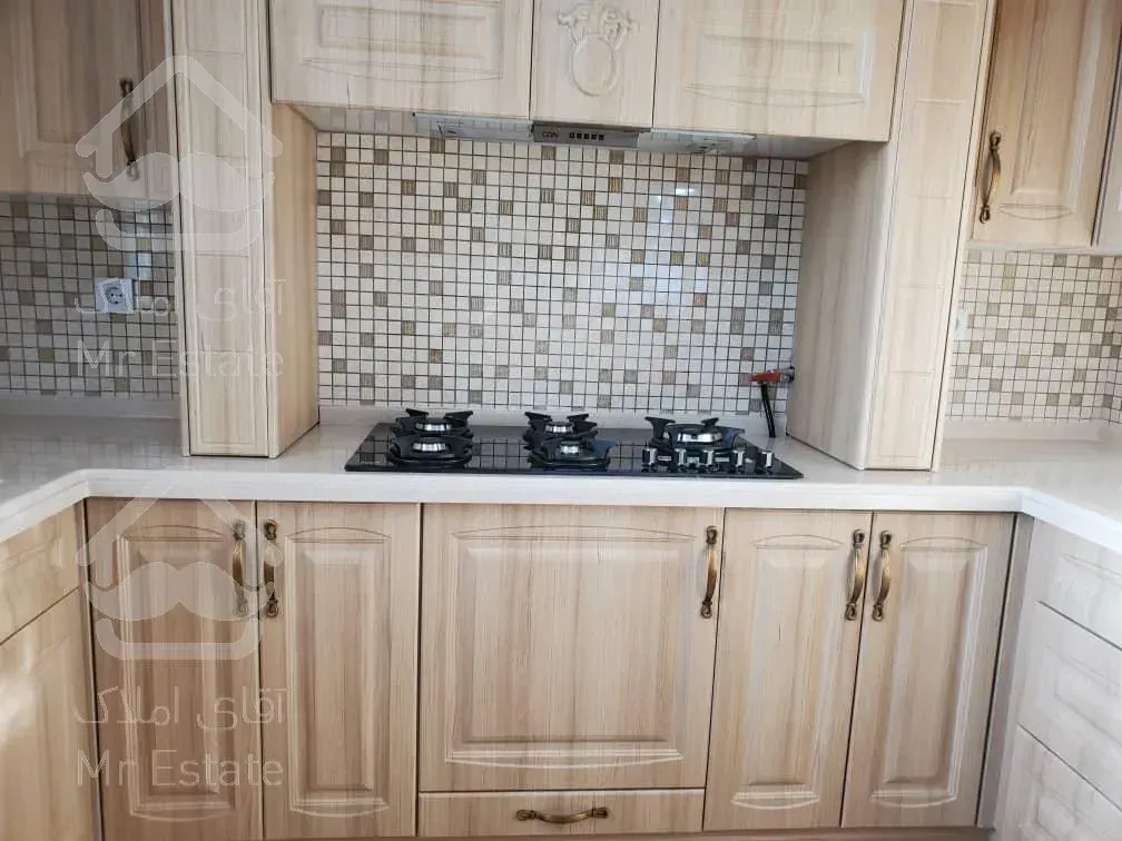 ۶۰متر رو به آفتاب / اباذر گلستانها