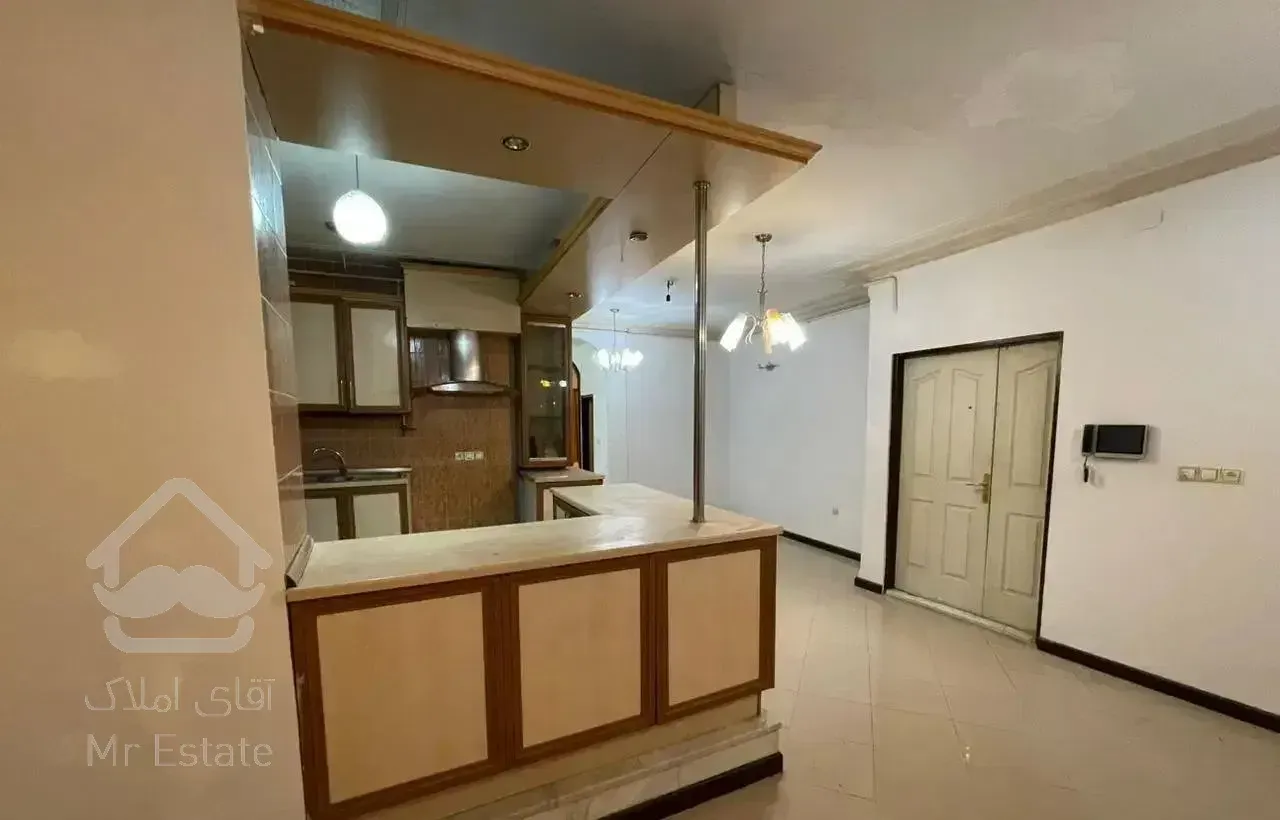 رهن کامل خانه/خیابان اروسیه