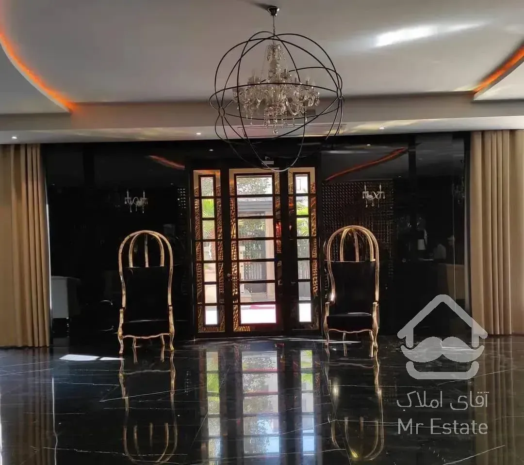 120متر/دروس/میزبان نورباشید/تراس‌قابل‌چیدمان