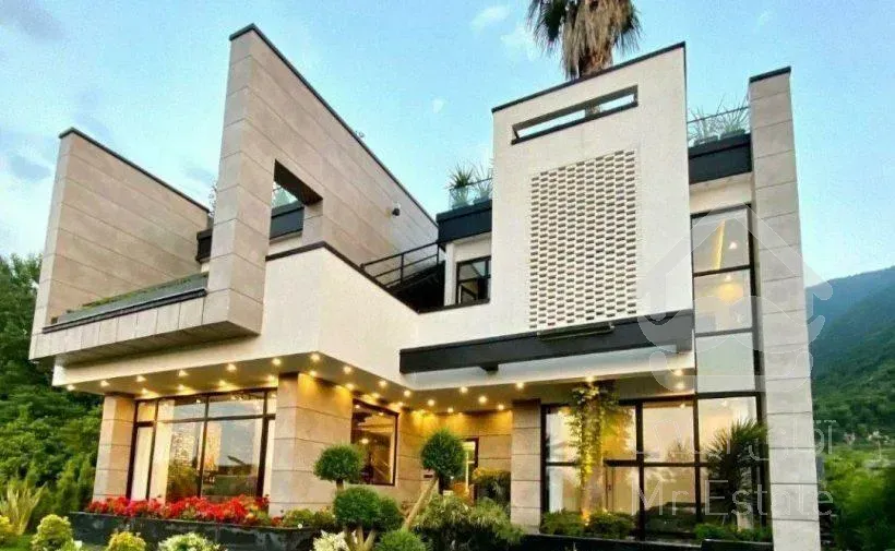 ویلا مدرن اروپایی۳۳۰متری/فول فرنیش/منطقه جنگلی نور