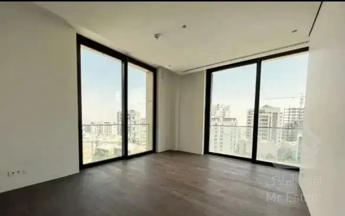 ۱۰۰متر/کلیدنخورده/لوکس منطقه