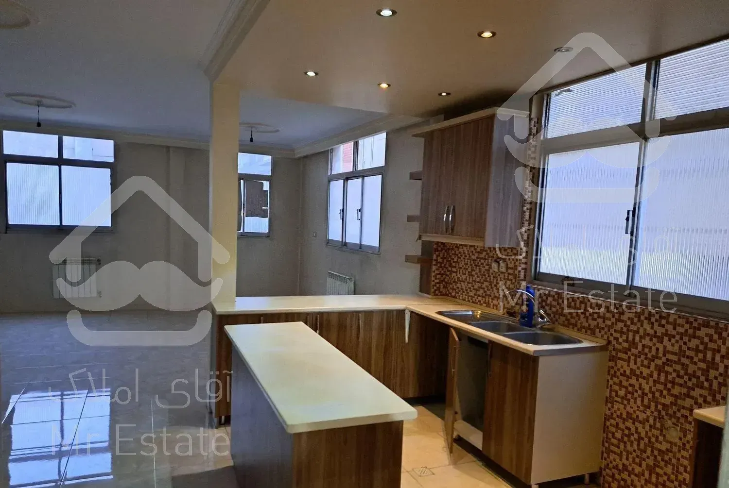 ۶۰ متر تک واحدی غرق در نور