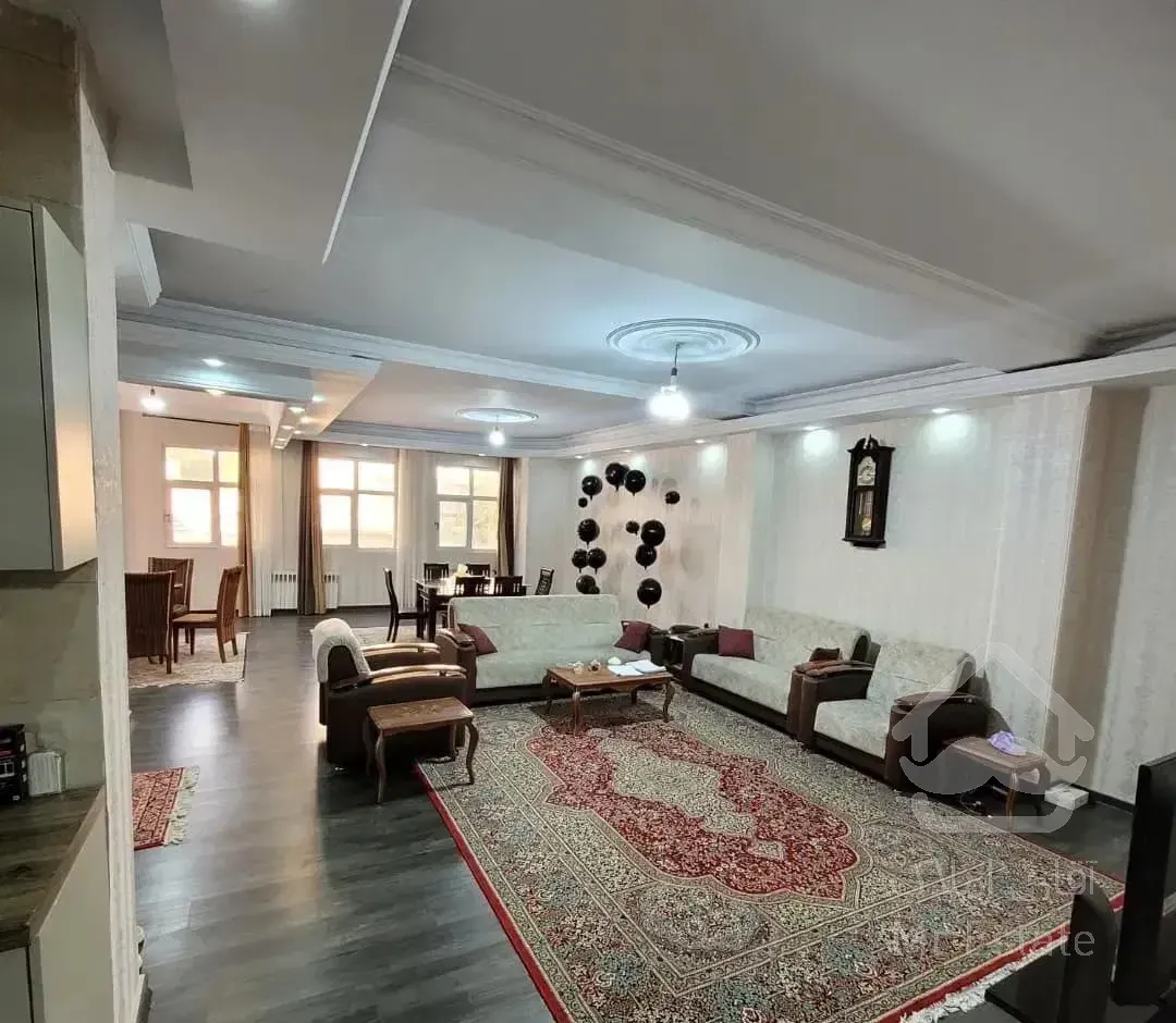 ۴ واحد آپارتمان خوش قیمت