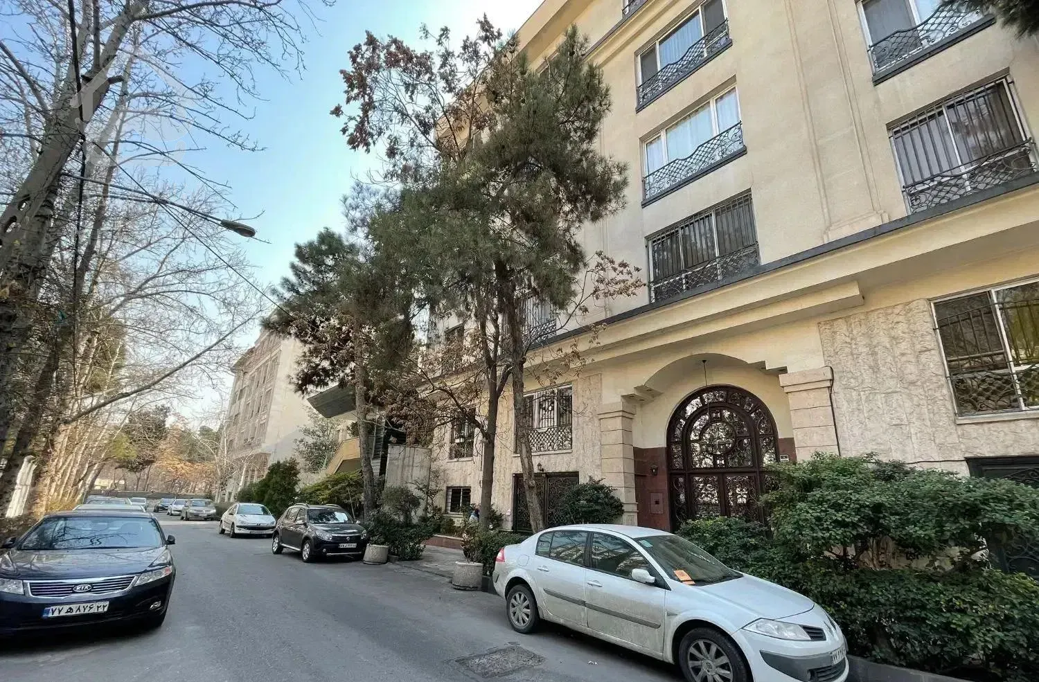 قیطریه جنوبی ۱۵۰ متری ۳خواب