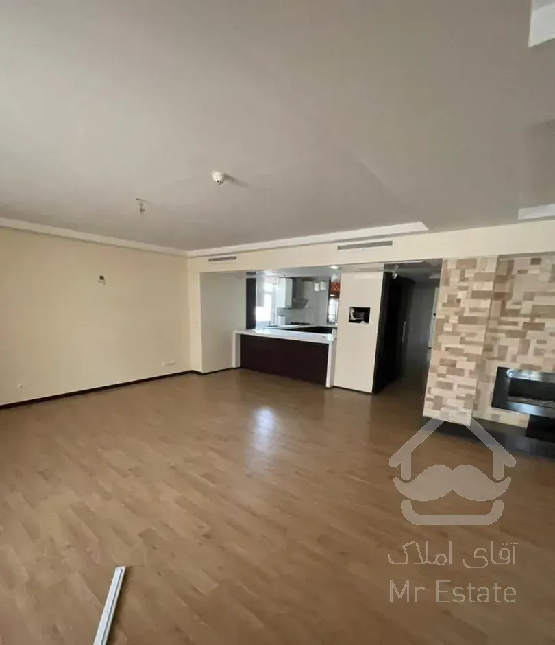 برج باغ آجودانیه ۲۱۰ متر /سه خواب/فول مشاعات