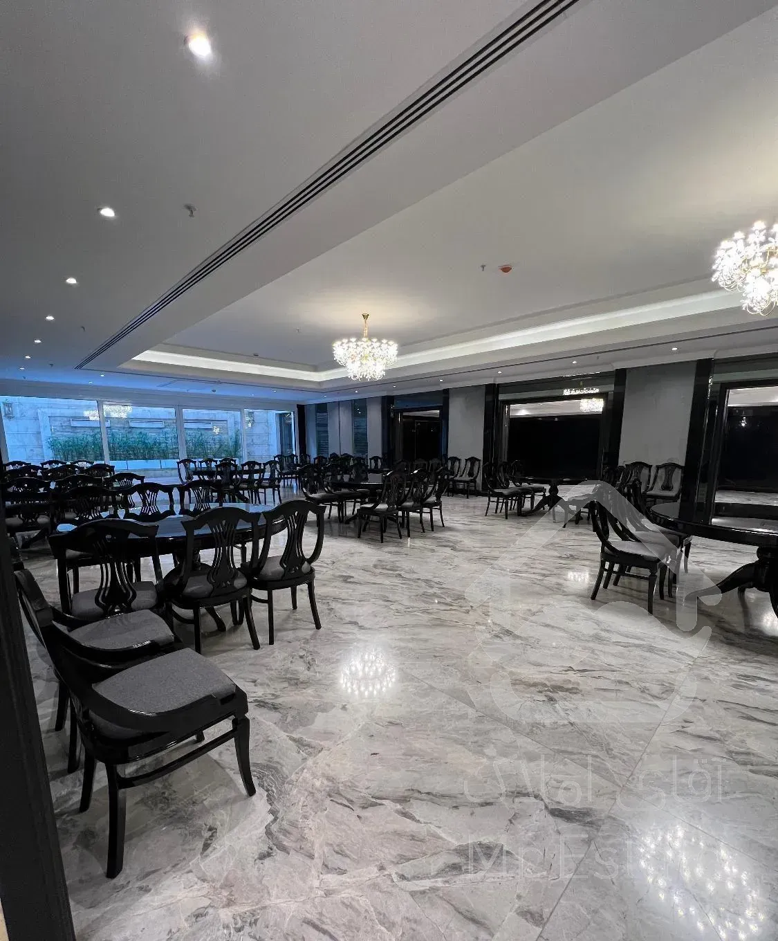 آجودانیه ۳۳۰ متر ۳ خواب مستر مدرن لوکس و برند