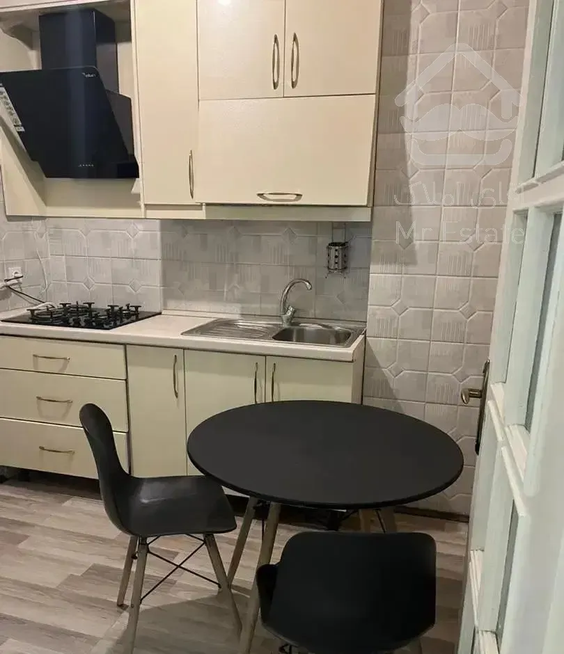 ۸۰ متر ۲ خواب قلهک