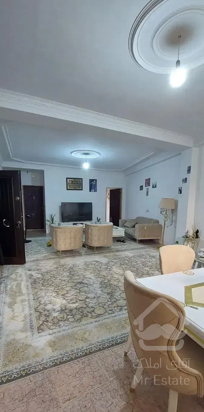 اجاره ۱۳۰متر طبقه اول تک واحدی خ تهران