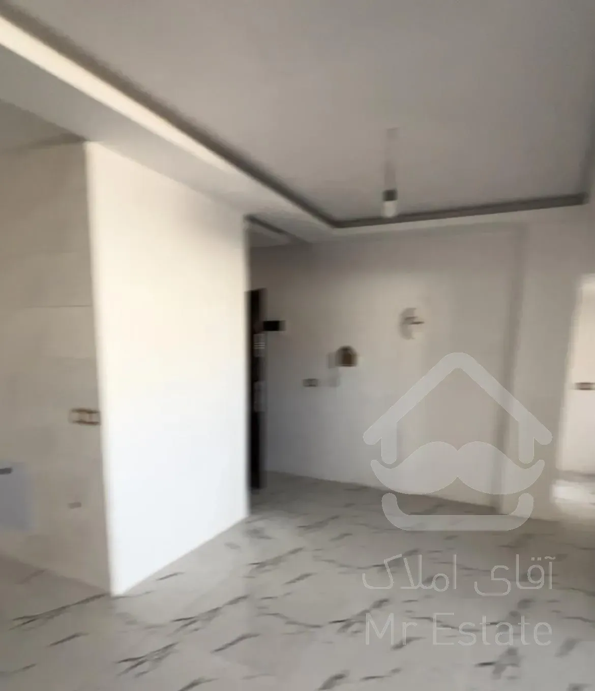 اپارتمان ۱۱۰ متری ۲ خواب ۲ تراس