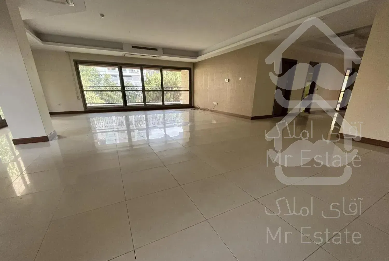 فرشته/٢٦٠متر/استانبول/برج باغ/تراس قابل چیدمان